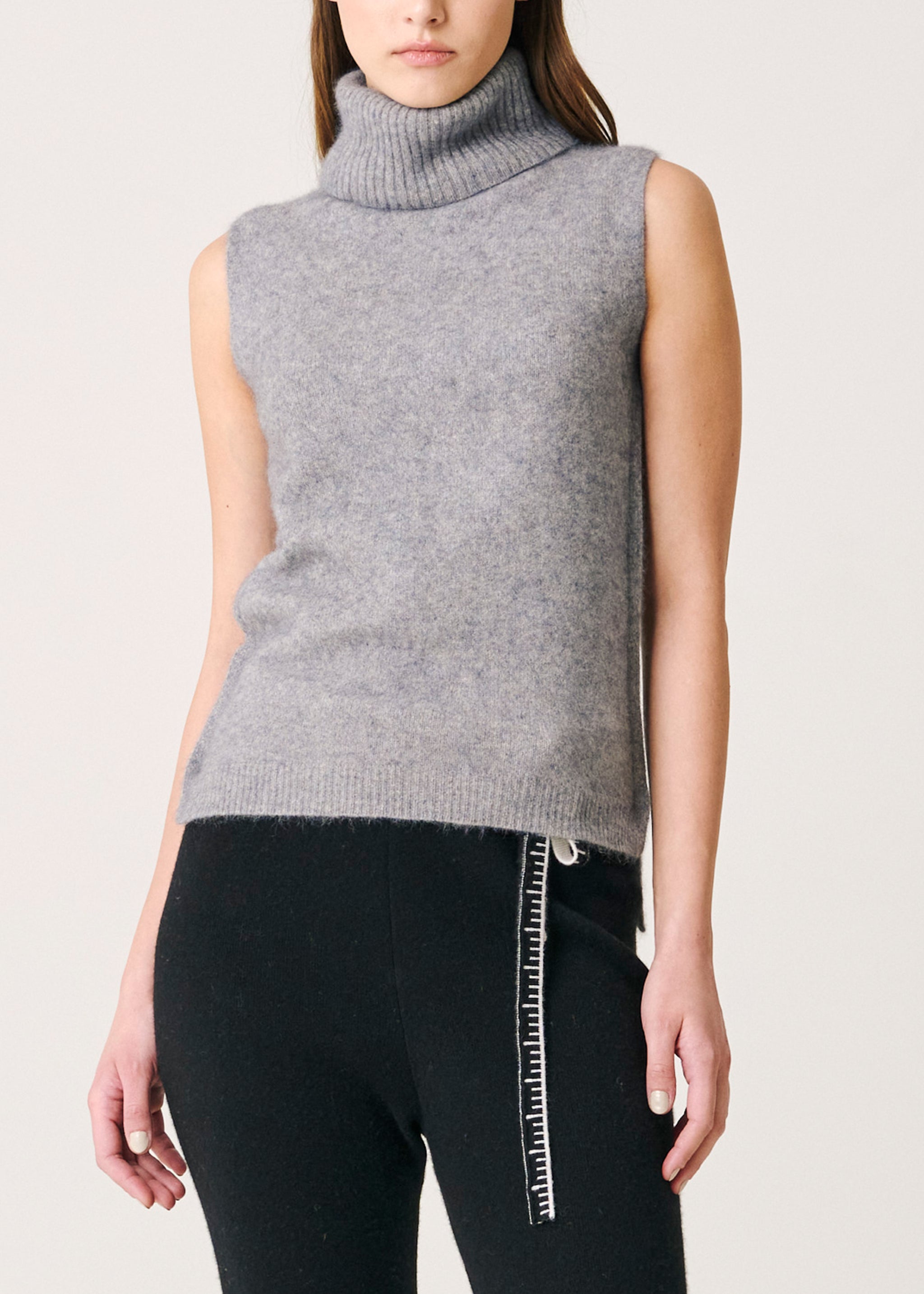 Martha Turtleneck Vest - Grey – DCV Cashmere